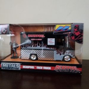 Deadpool Taco 🌮 Truck/Black